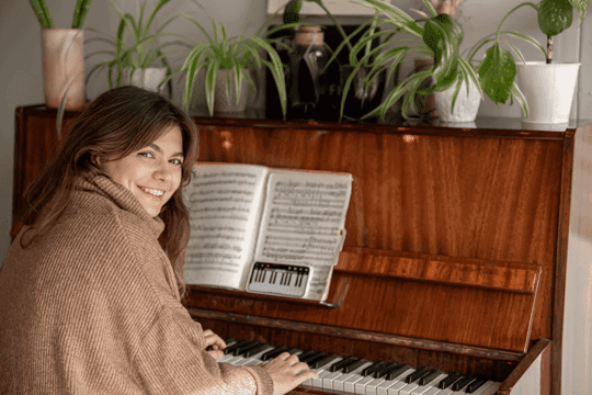 profesor de piano online para adultos