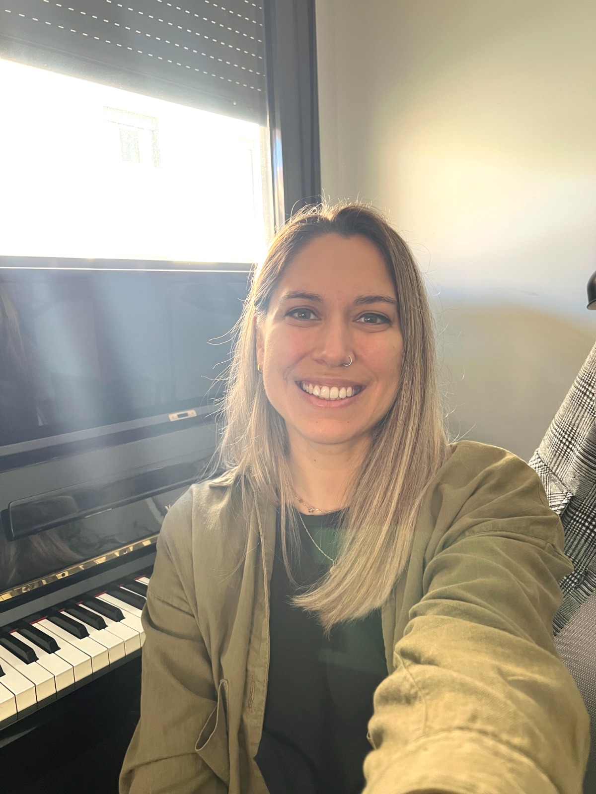Julia, profesora de piano online en Erizo